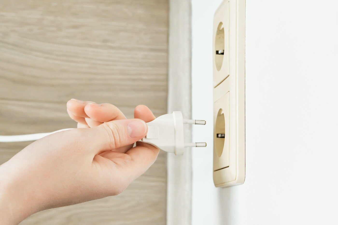 Ministerul Energiei: Orele critice pentru consum. Evitați electrocasnicele!