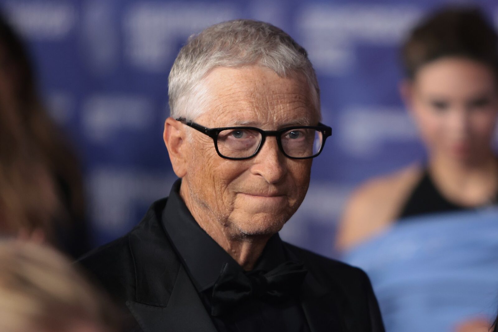 Bill Gates: AI va distruge multe locuri de muncă, guvernele nu sunt pregătite