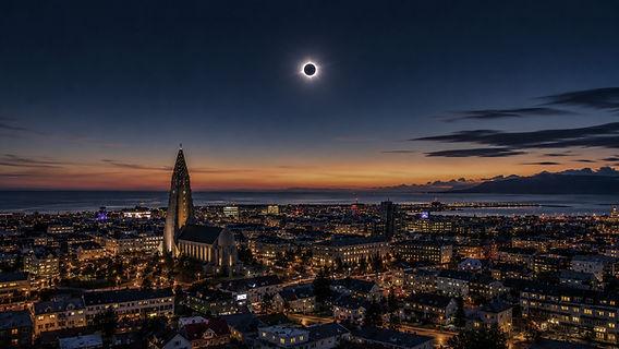Eclipsa de Soare, o mină de AUR pentru hotelurile din Europa