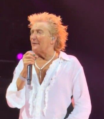 Rod Stewart, probleme cardiace: Anulat turneul de adio