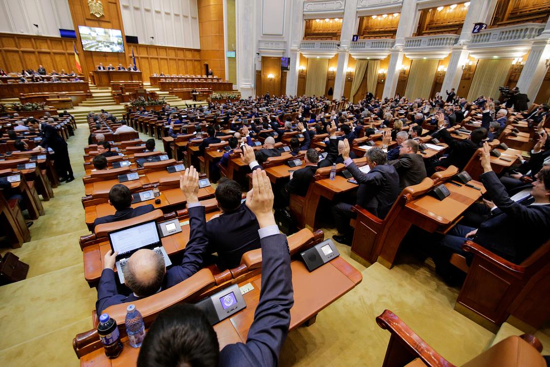 România riscă fonduri UE din cauza întârzierii închiderii cărbunelui