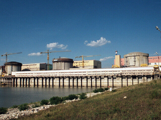 Cernavodă Riscă 10% Din Energie; Vântul Salvează România