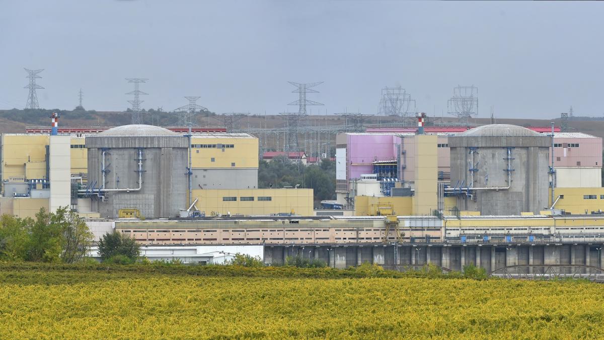 Cernavodă: Avertisment de la Energie pentru oprirea nucleară