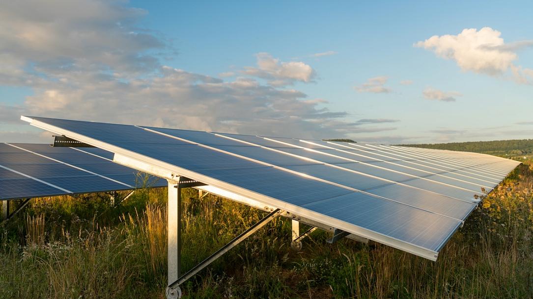MVM Energia construiește un parc solar de 16 milioane euro în Covasna