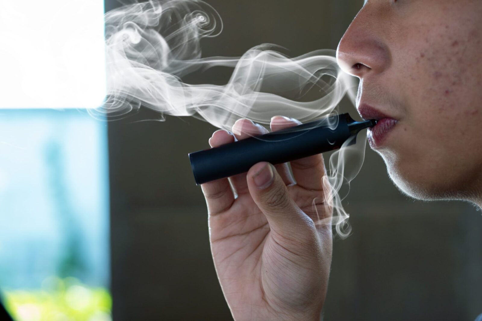 Vapatul: Cum îți afectează ochii fără să știi