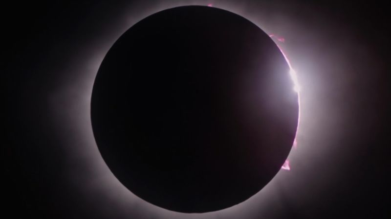 Eclipse solară totală: Când și ce să vezi