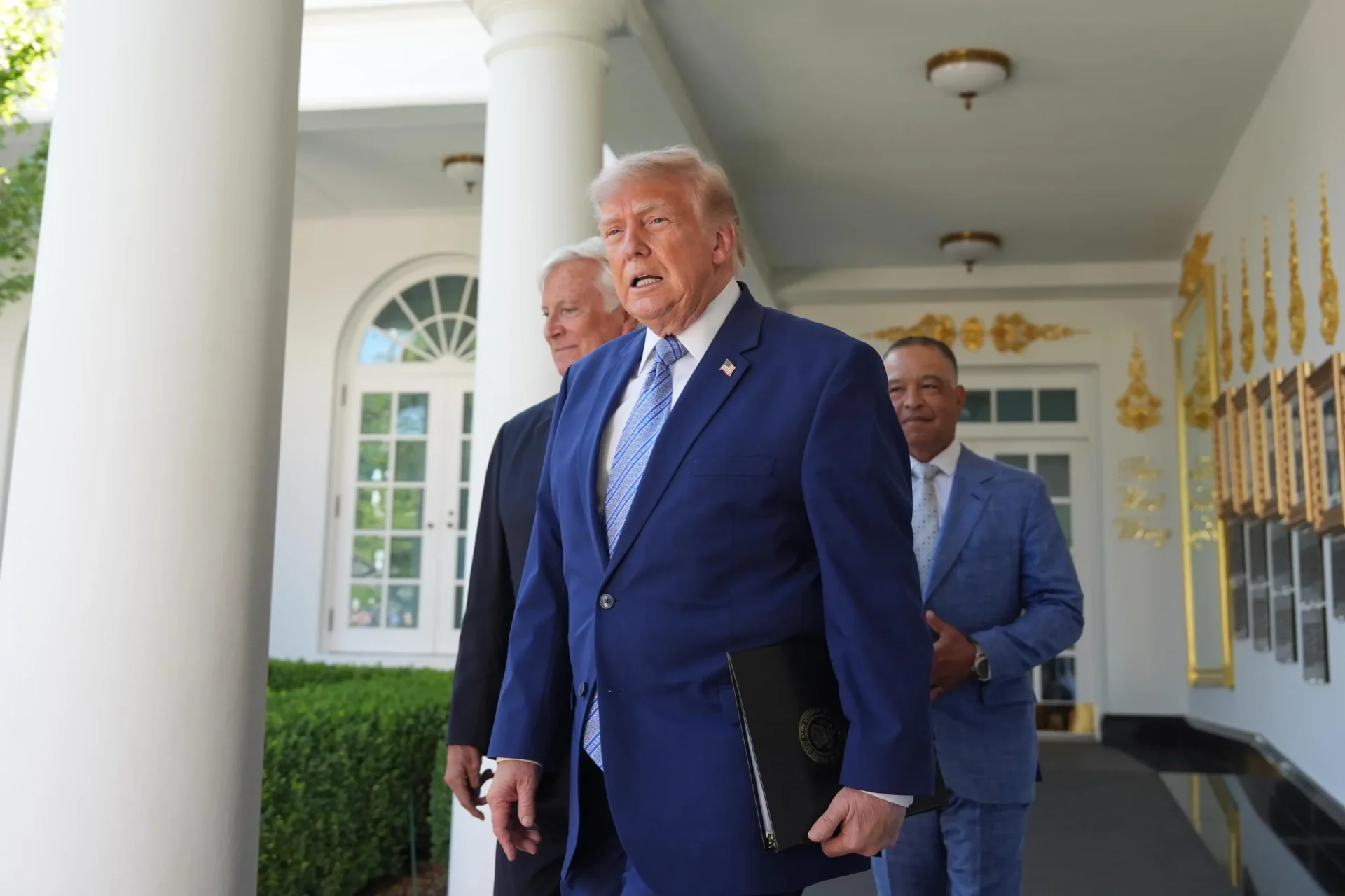 Trump, tensiune la eveniment sportiv: Avioane de vânătoare în aer
