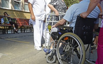Tineri paralizați merg din nou: Invenția italiană revoluționează medicina