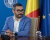 PNL cere explicații: Deplasarea de lux a lui Manole la Mykonos cu judecător CCR, Ponta, afaceriști