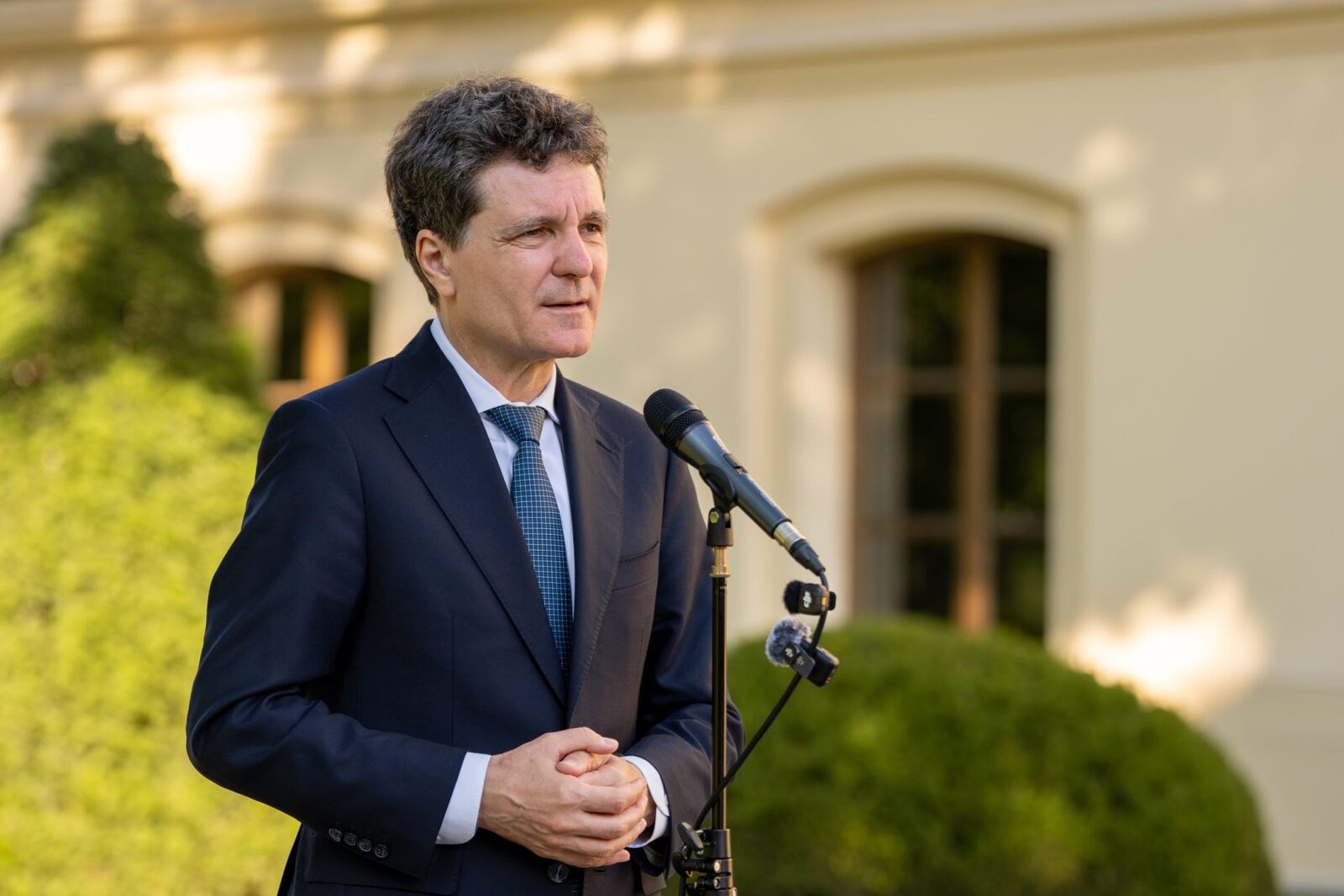 Nicușor Dan: Premierul în zilele următoare, guvernul așteptat