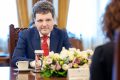 Nicuşor Dan: Tăierea burselor sociale, amânată din lipsă de fonduri