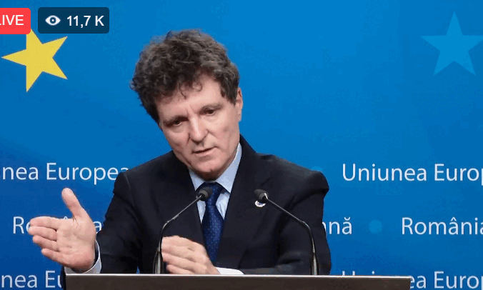 Nicuşor Dan: Violenţe grave în Piaţa Victoriei. Politicieni amplifică tensiunea