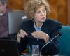 Oana Gheorghiu: Sărutul drapelului, o constrângere stupidă
