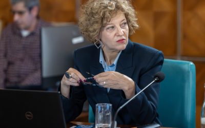 Oana Gheorghiu: Sărutul drapelului, o constrângere stupidă
