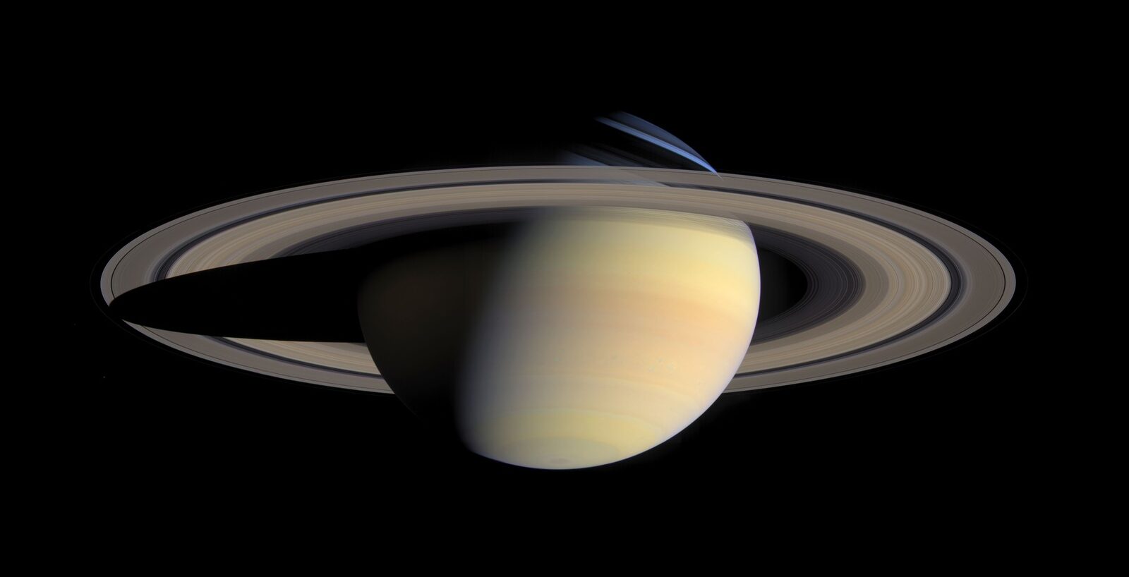 Viața extraterestră pe Saturn: Noi speranțe pe Luna înghețată