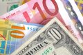 Leul pierde teren: Euro, dolarul și francul elvețian în urcare. Cât au costat azi