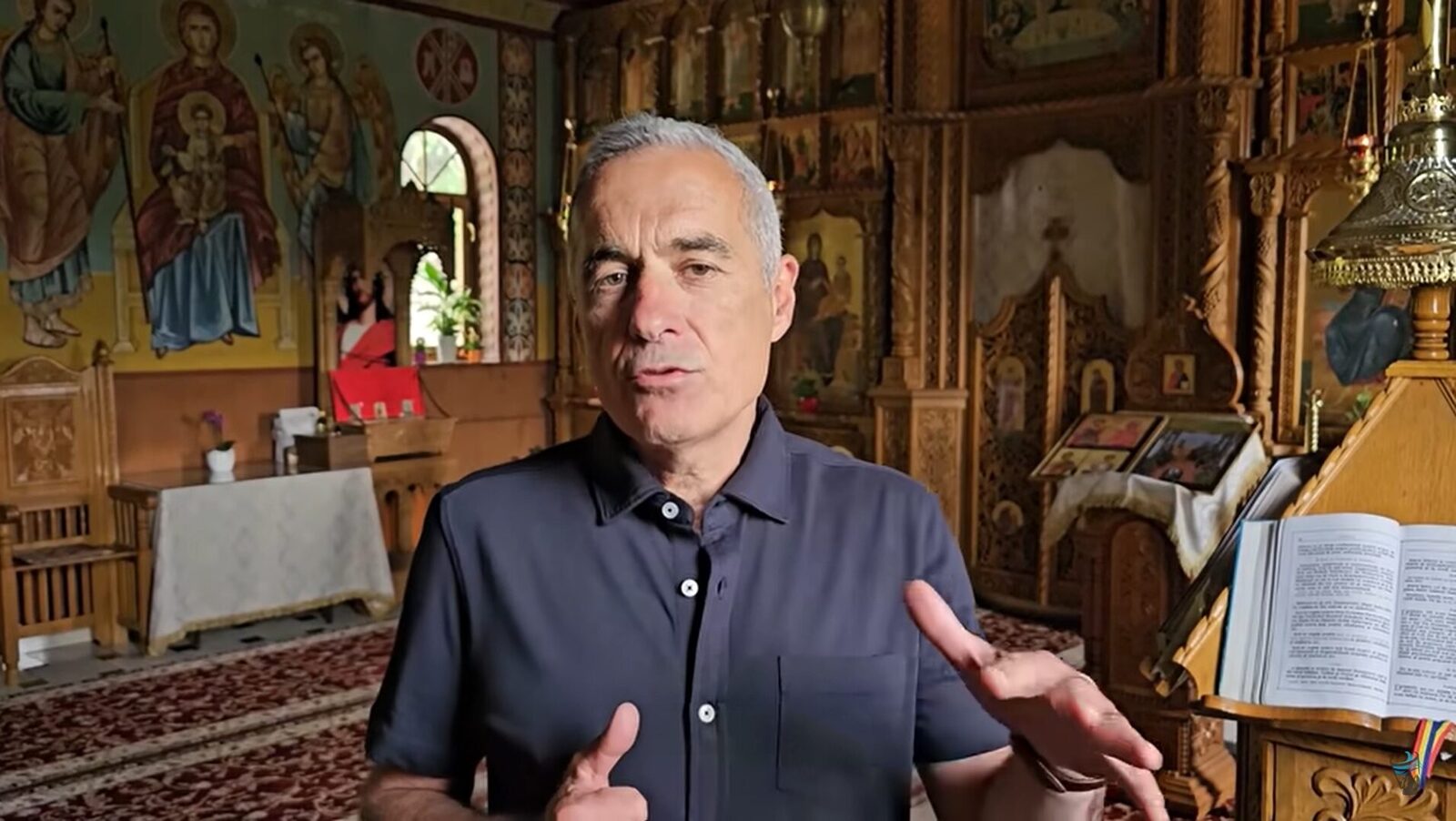 HUȘI: Călin Georgescu, interzis politic în biserici