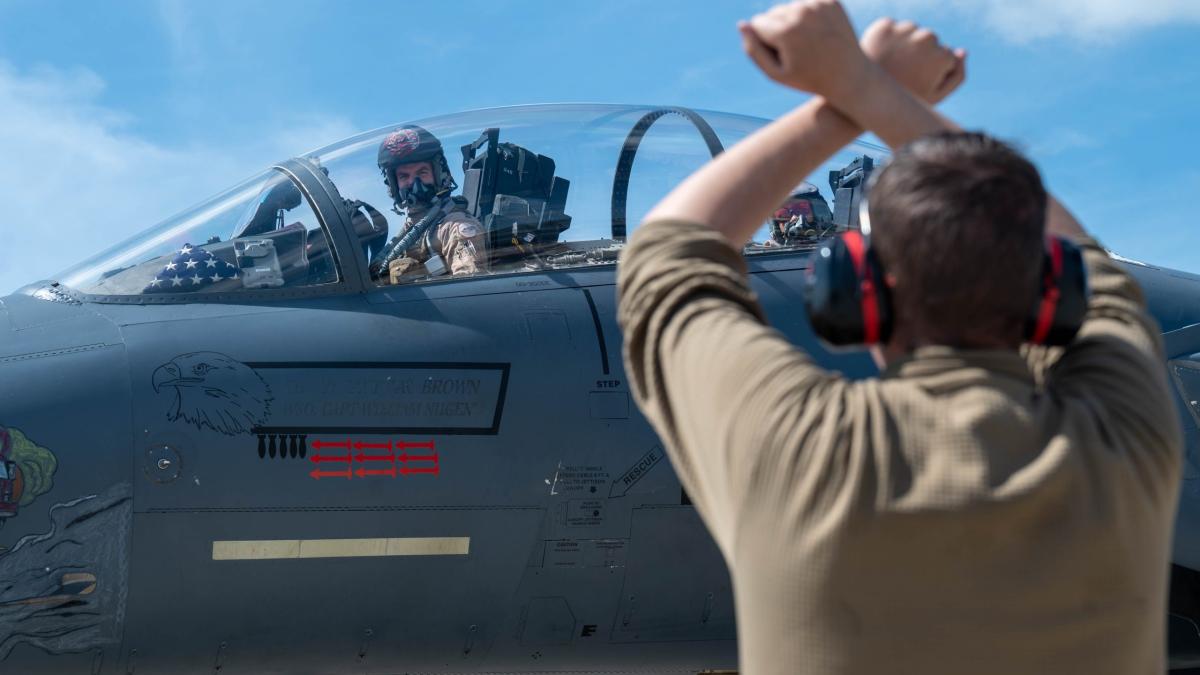 Israelul forțează SUA: F-15 pentru Egipt contra Chinei