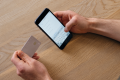 AI-ul cumpără singur: Revolut și Visa testează plata inițiată de inteligența artificială