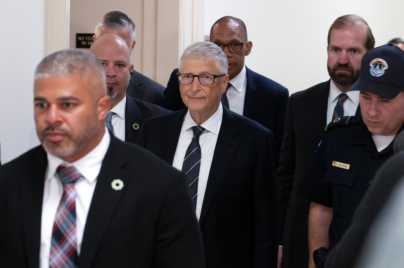 Gates: Lumea, ca-n filmele cu extratereștri, din cauza AI