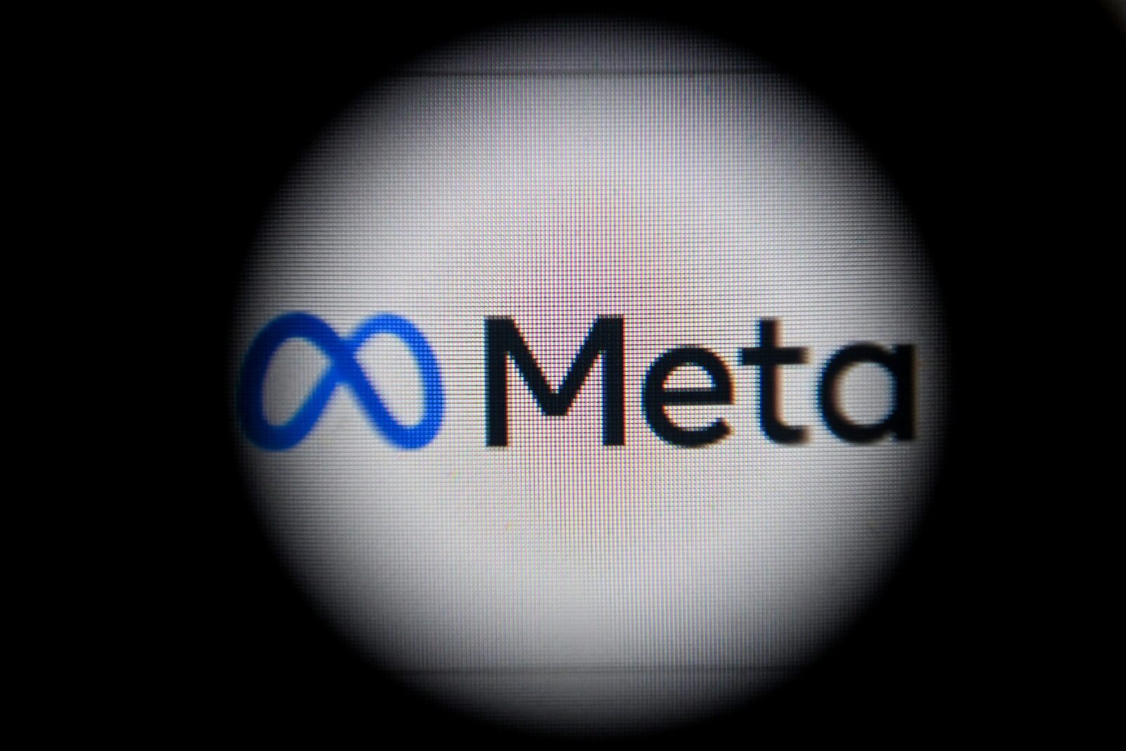 Meta, amendată cu 25 miliarde $ pentru înșelăciune