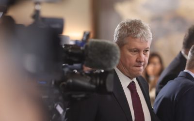 PREDOIU, DAT AFARĂ DIN CURSA PSD? Atacă liderii anti-anticipate