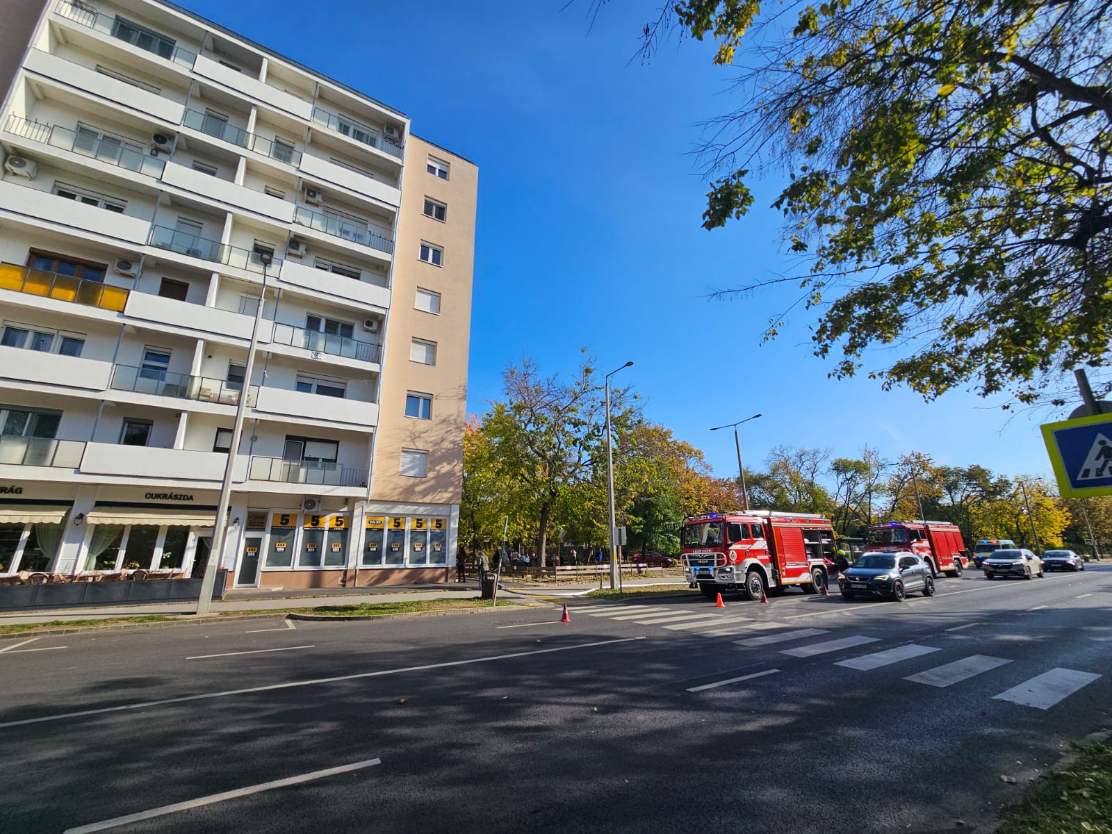 Fire breaks out in kitchen of apartment building in Debrecen
