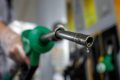 Niculescu: Prelungim blocarea scumpirilor la carburanți