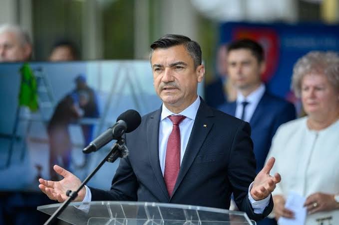 Primarul IAȘILOR, CHIRICA, amendat! Bani din bugetul local, plătiți de ieșeni