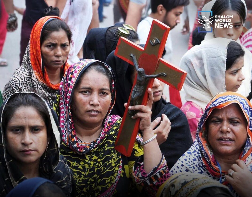 Terorism jihadist brutal: Tortură și islamizare forțată