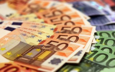 România, rating BBB- dar cu risc: S&P așteaptă plan fiscal pe 2027-2028